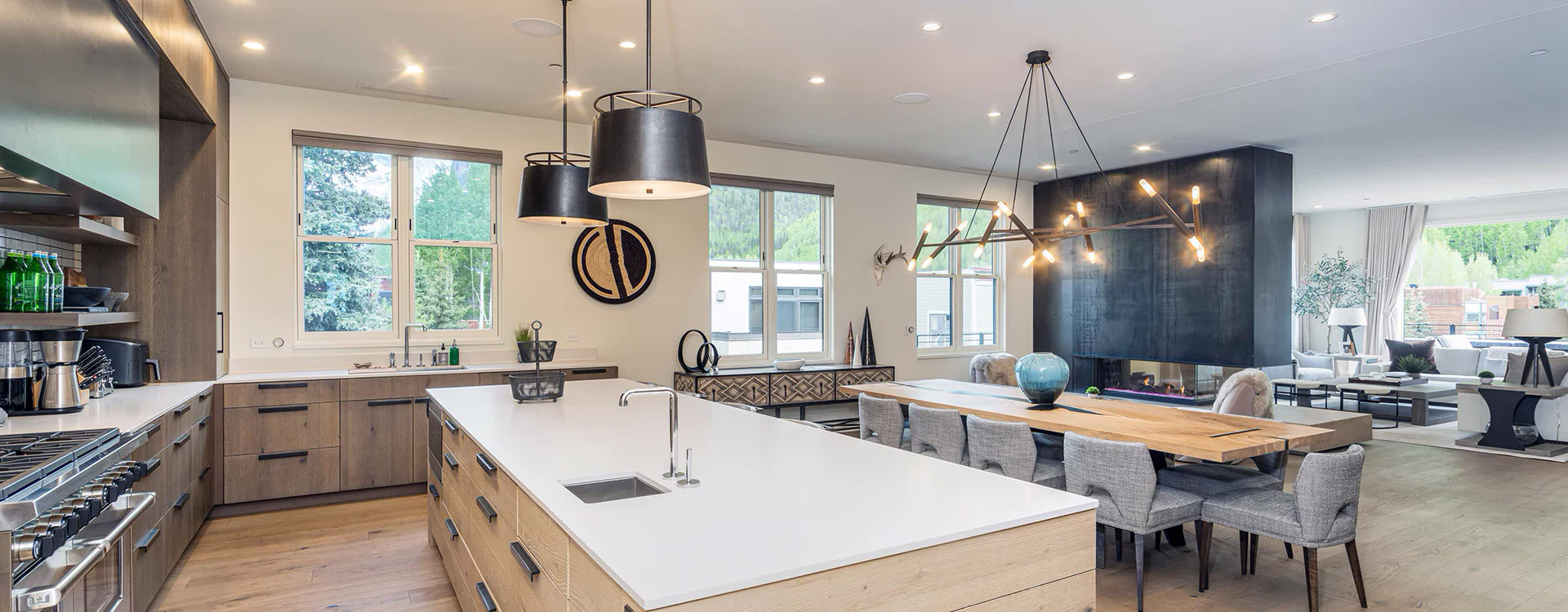 4.1-fir-house-telluride-kitchen2