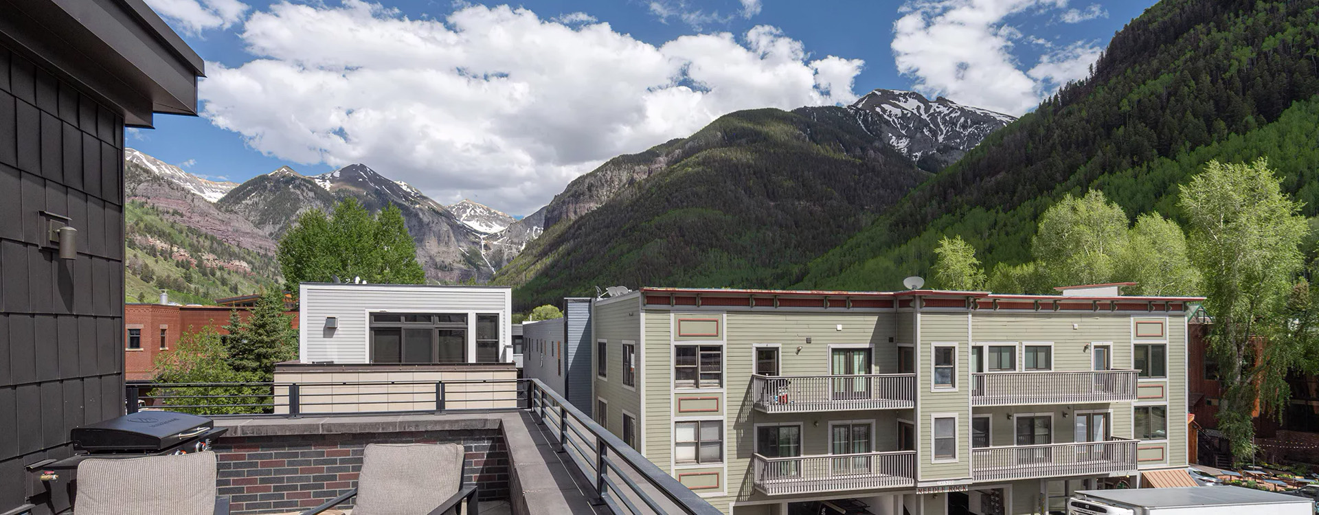 5.2-fir-house-telluride-deck3-ajax-view