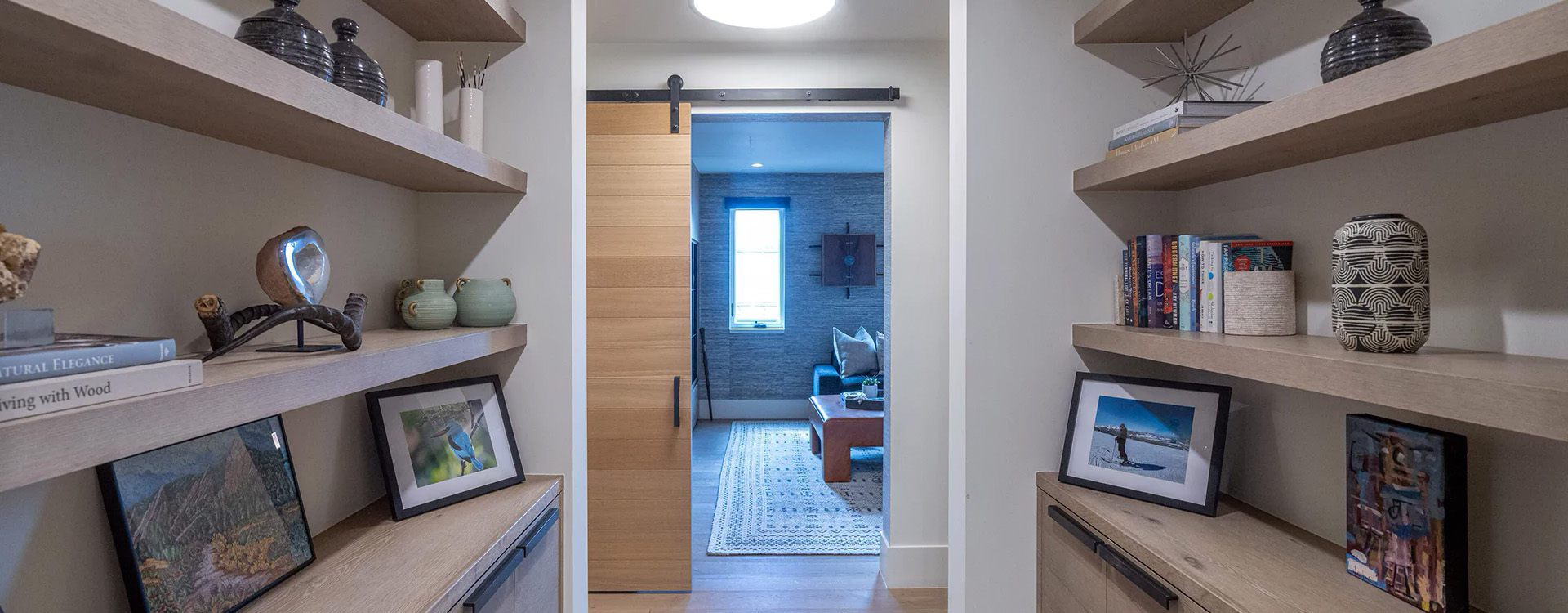 6-fir-house-telluride-den-hallway