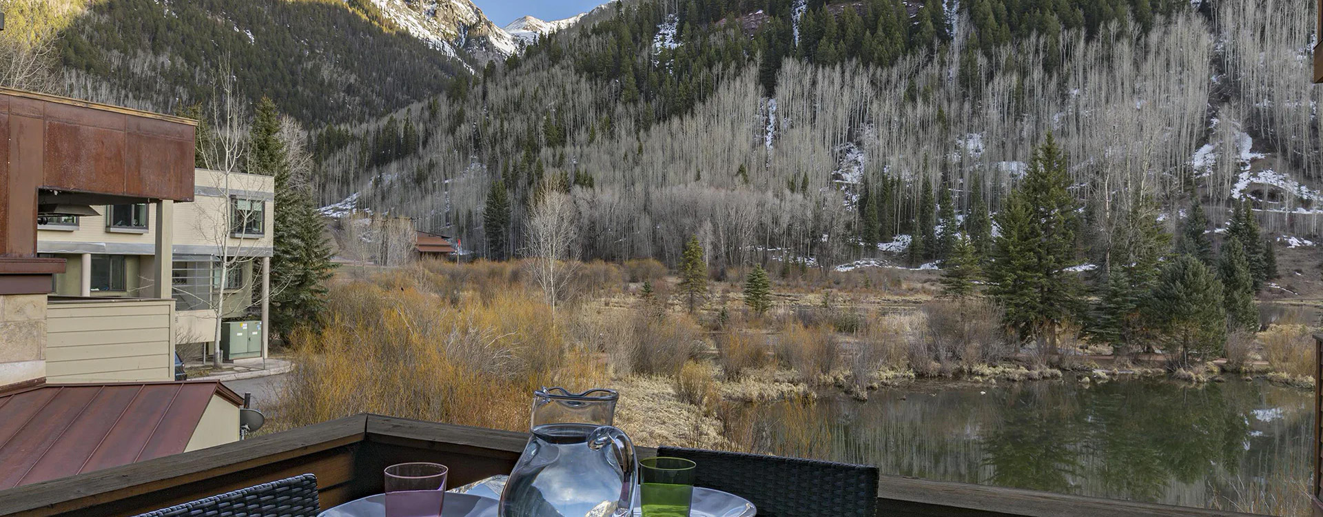 6-telluride-modern-willow-deck-view