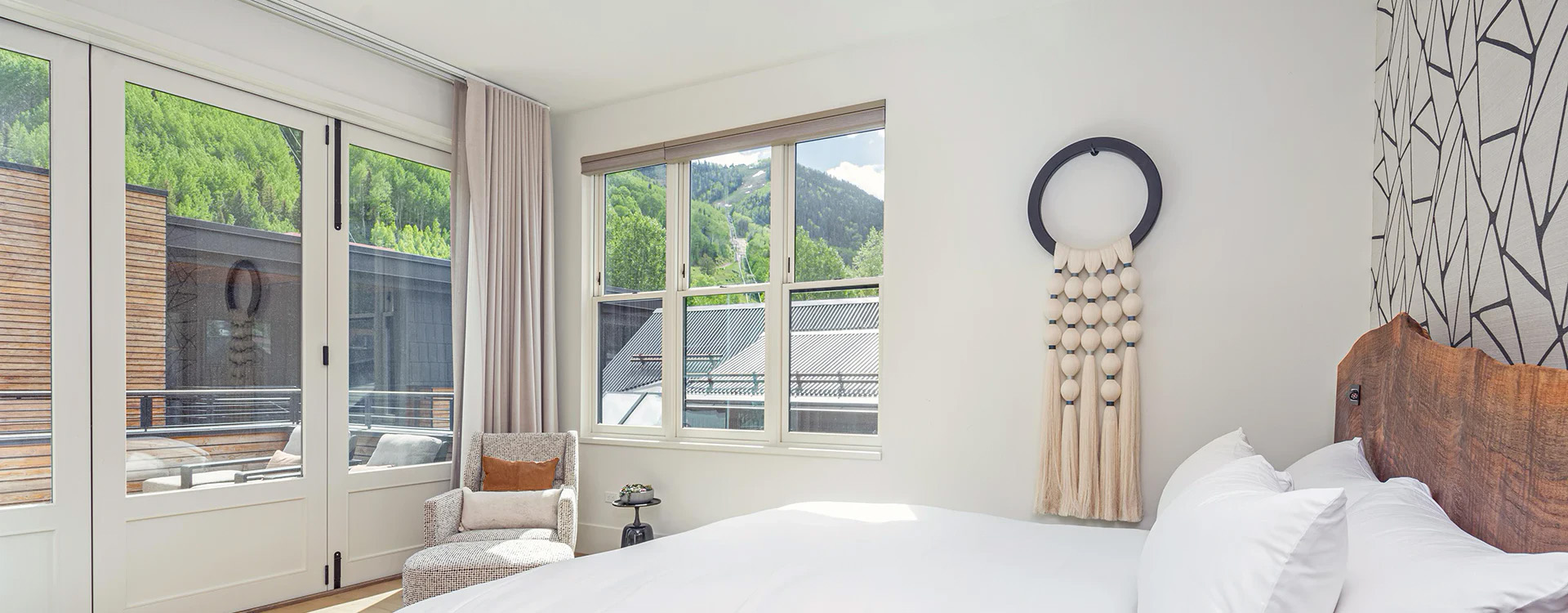 8.0-fir-house-telluride-guest-suite3