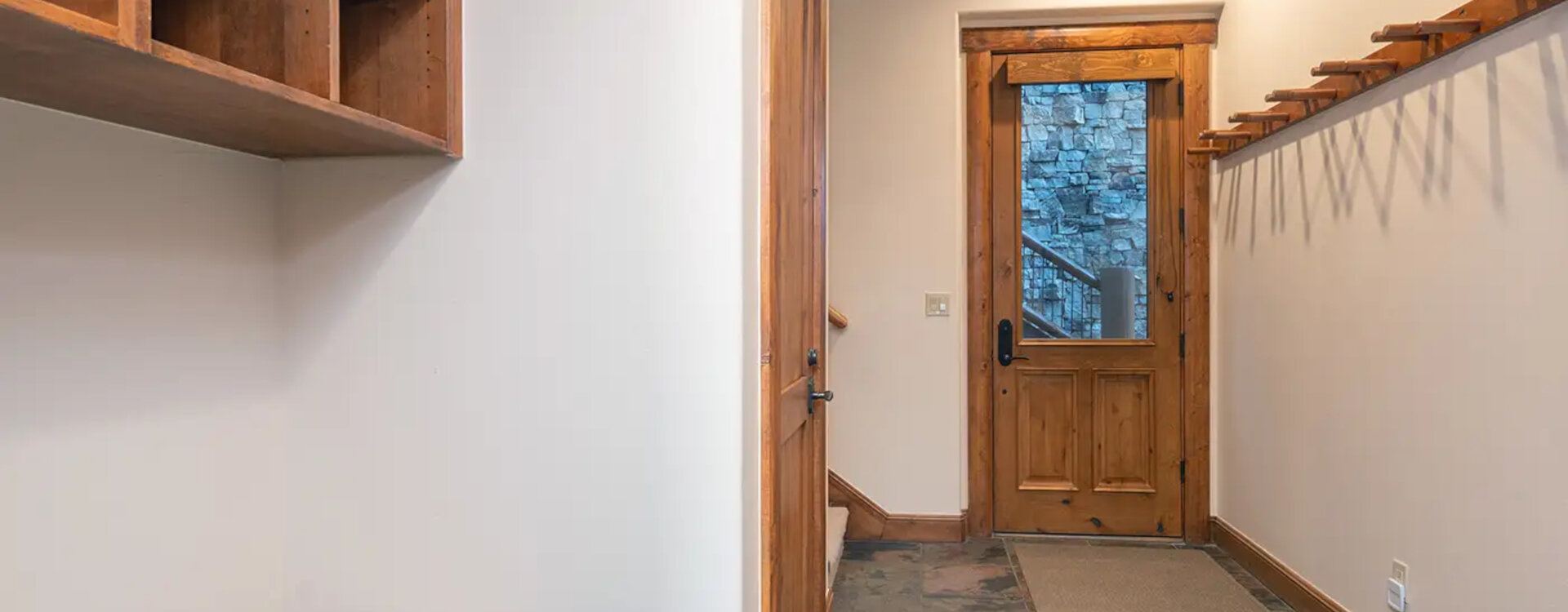 tristant mountain village mudroom