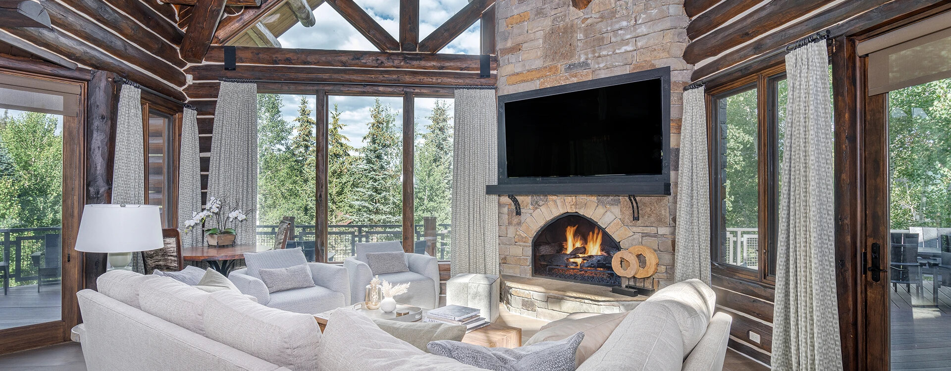 slopeside chateau telluride living room